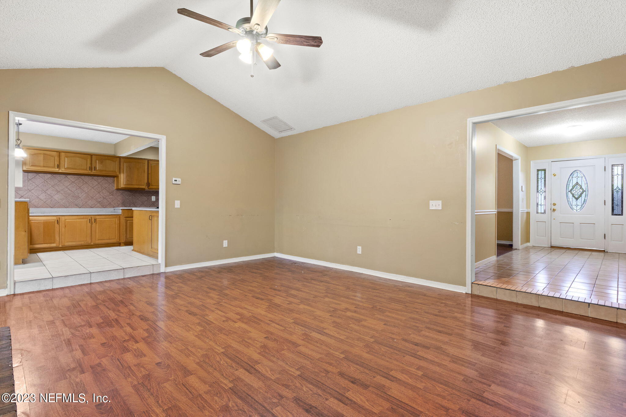 8561 CAMSHIRE CT
