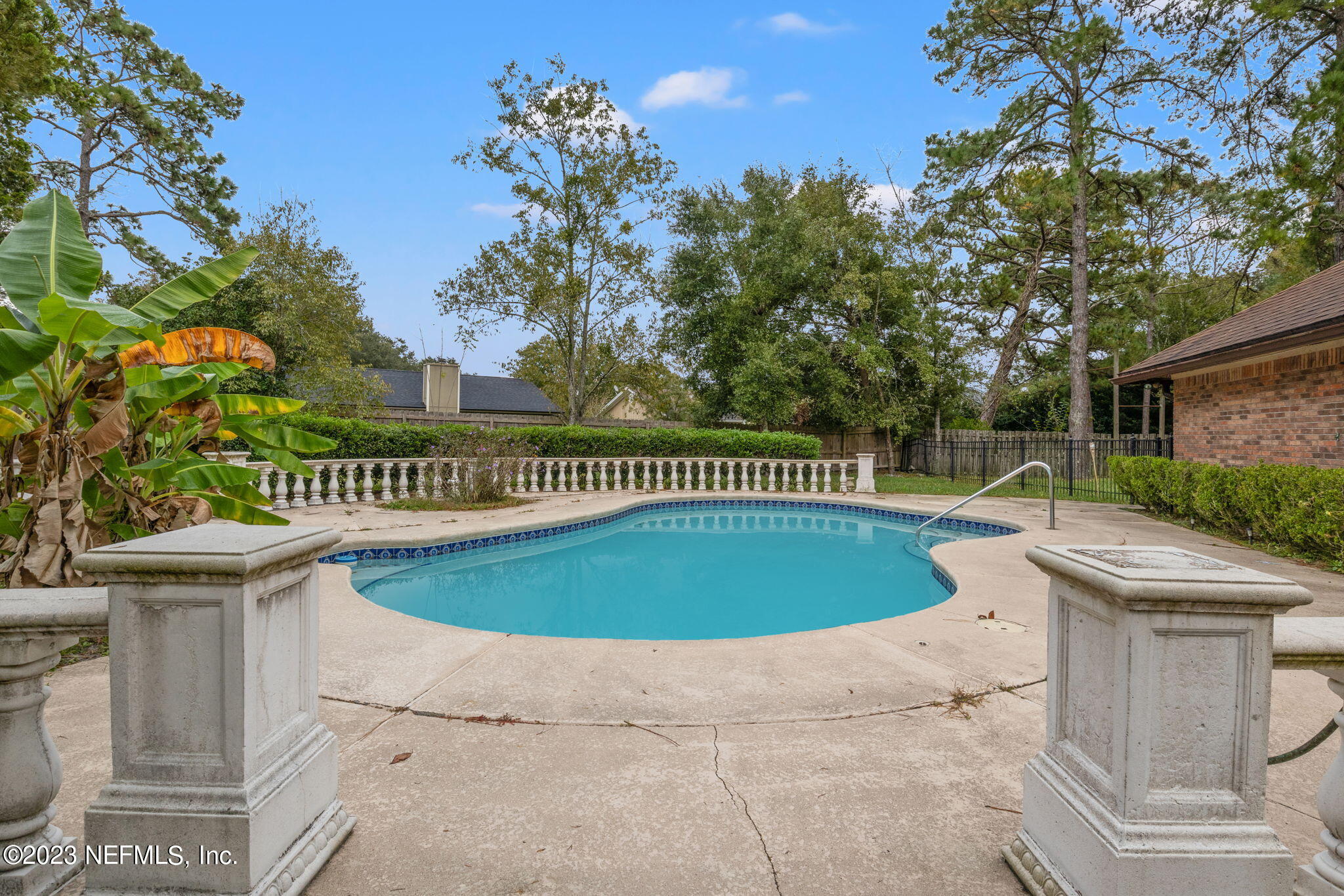 8561 CAMSHIRE CT