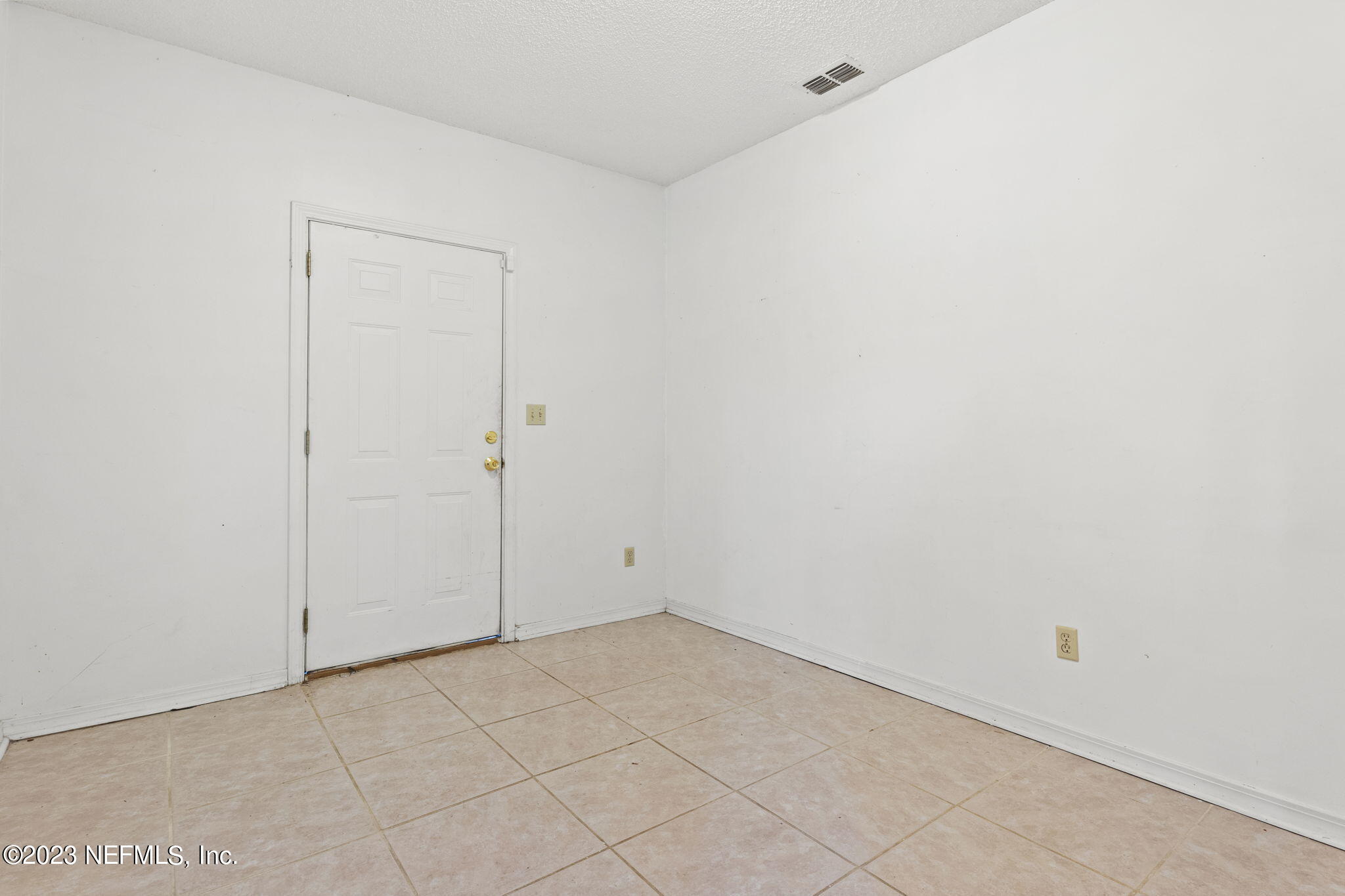 8561 CAMSHIRE CT