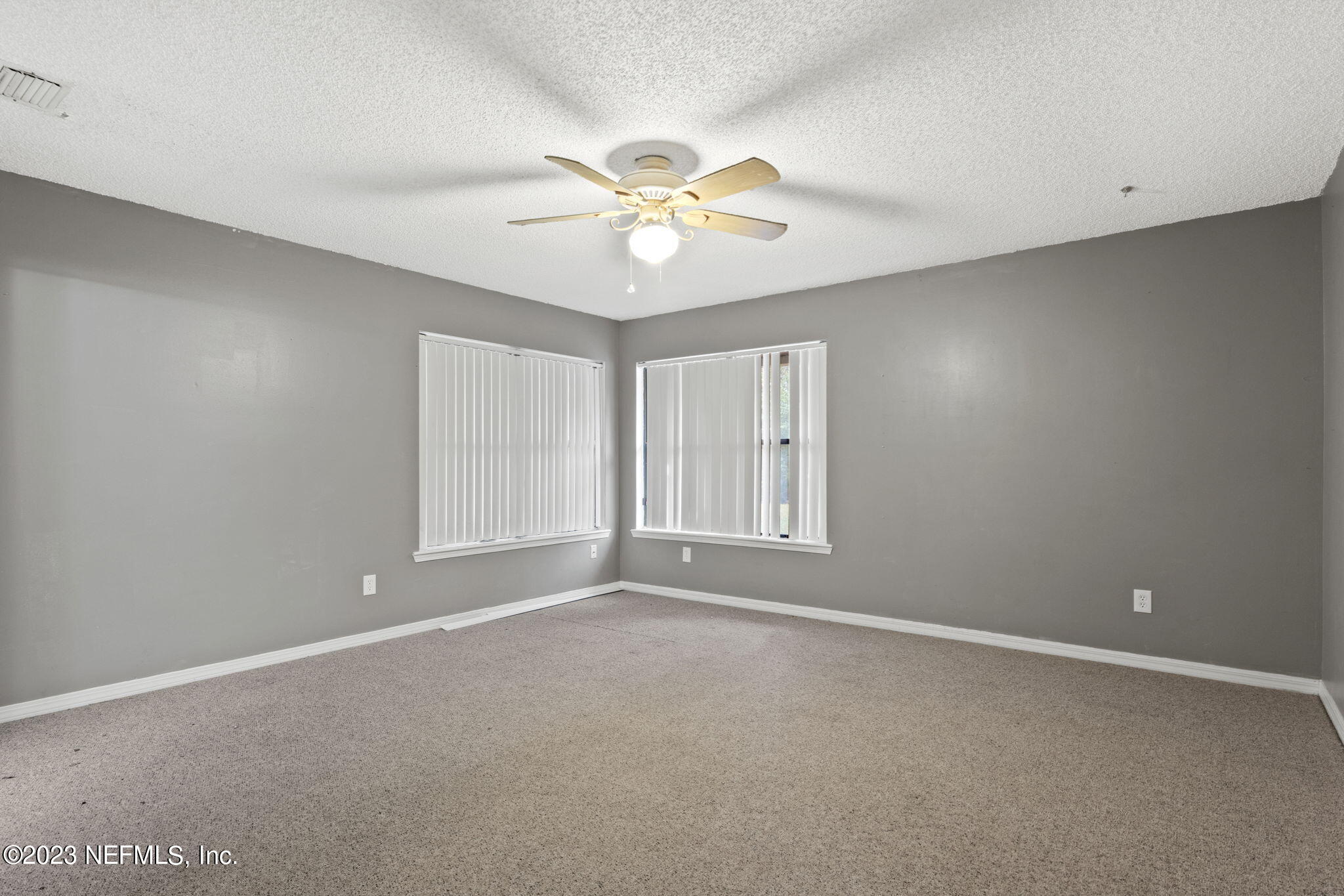 8561 CAMSHIRE CT