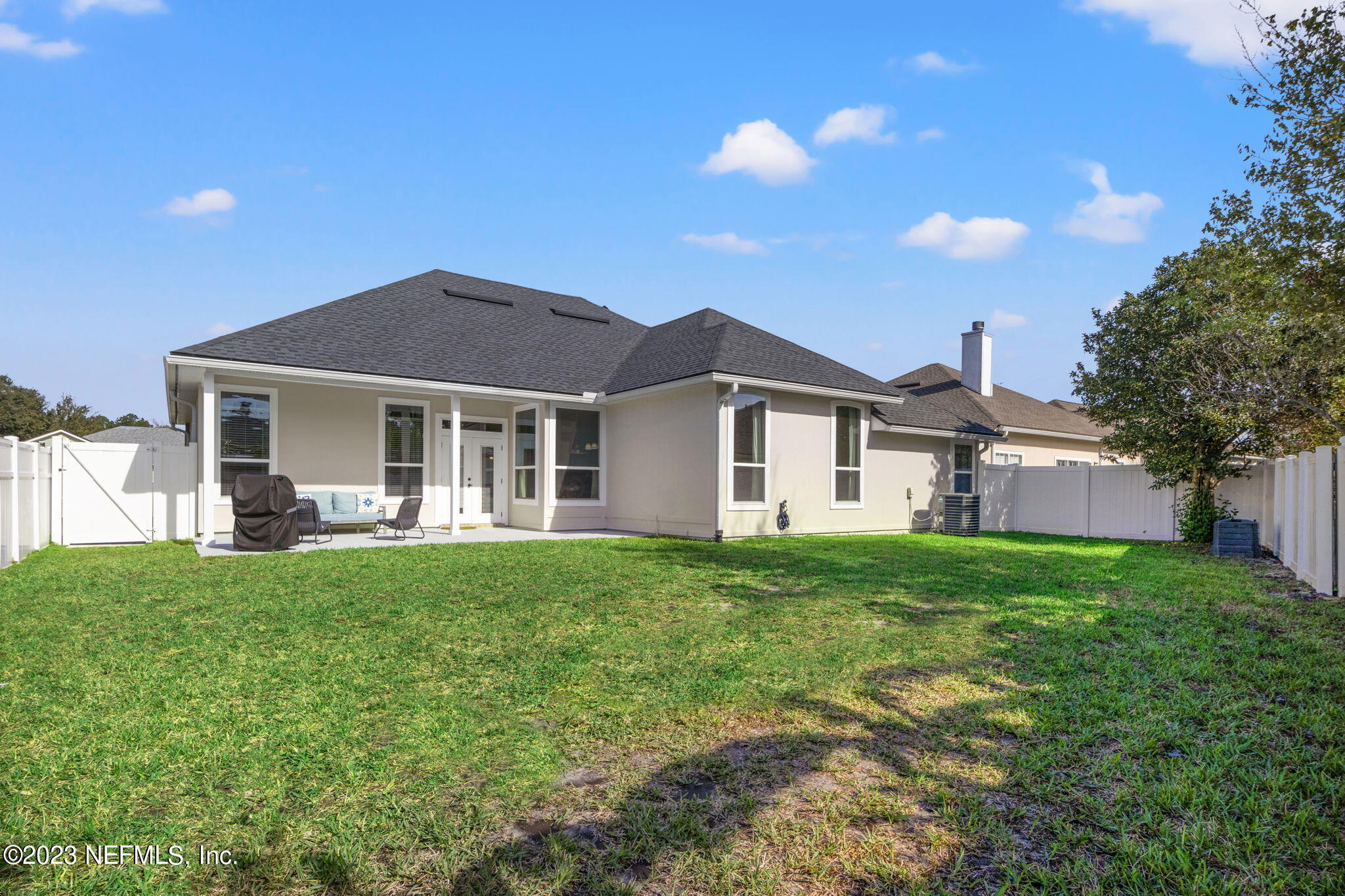12058 SUNCHASE DR