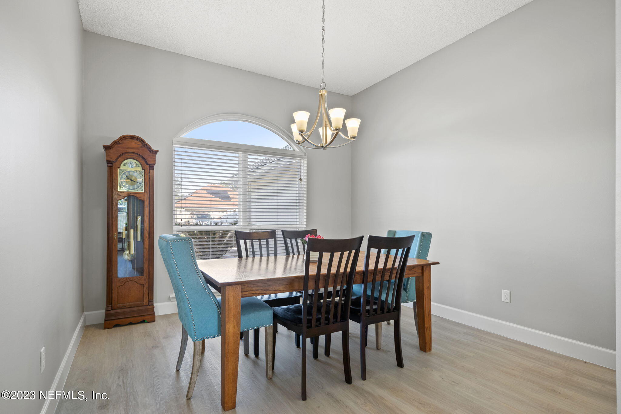 12058 SUNCHASE DR