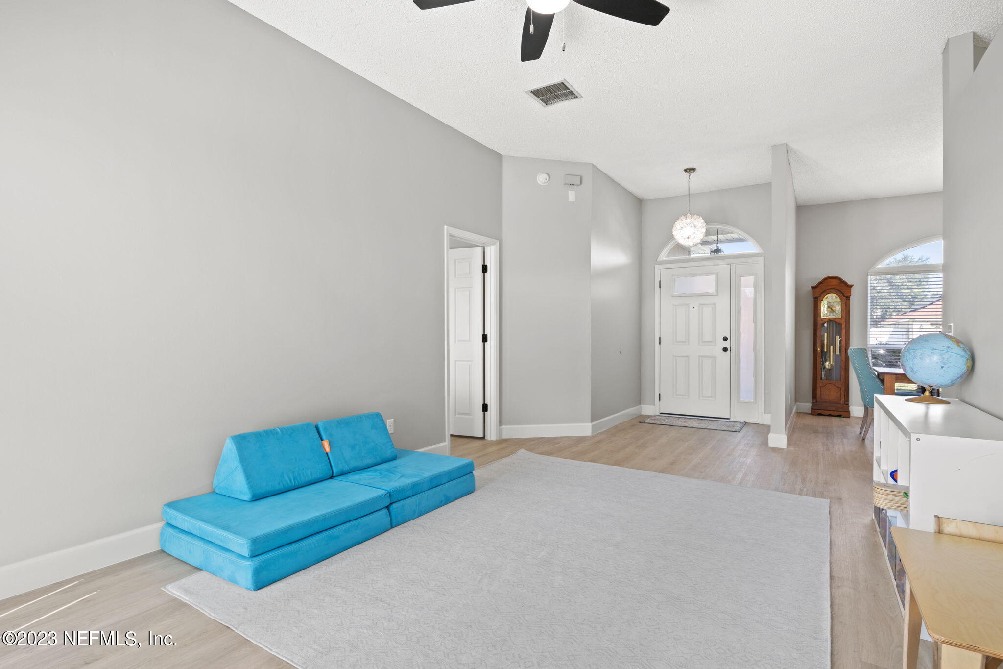 12058 SUNCHASE DR