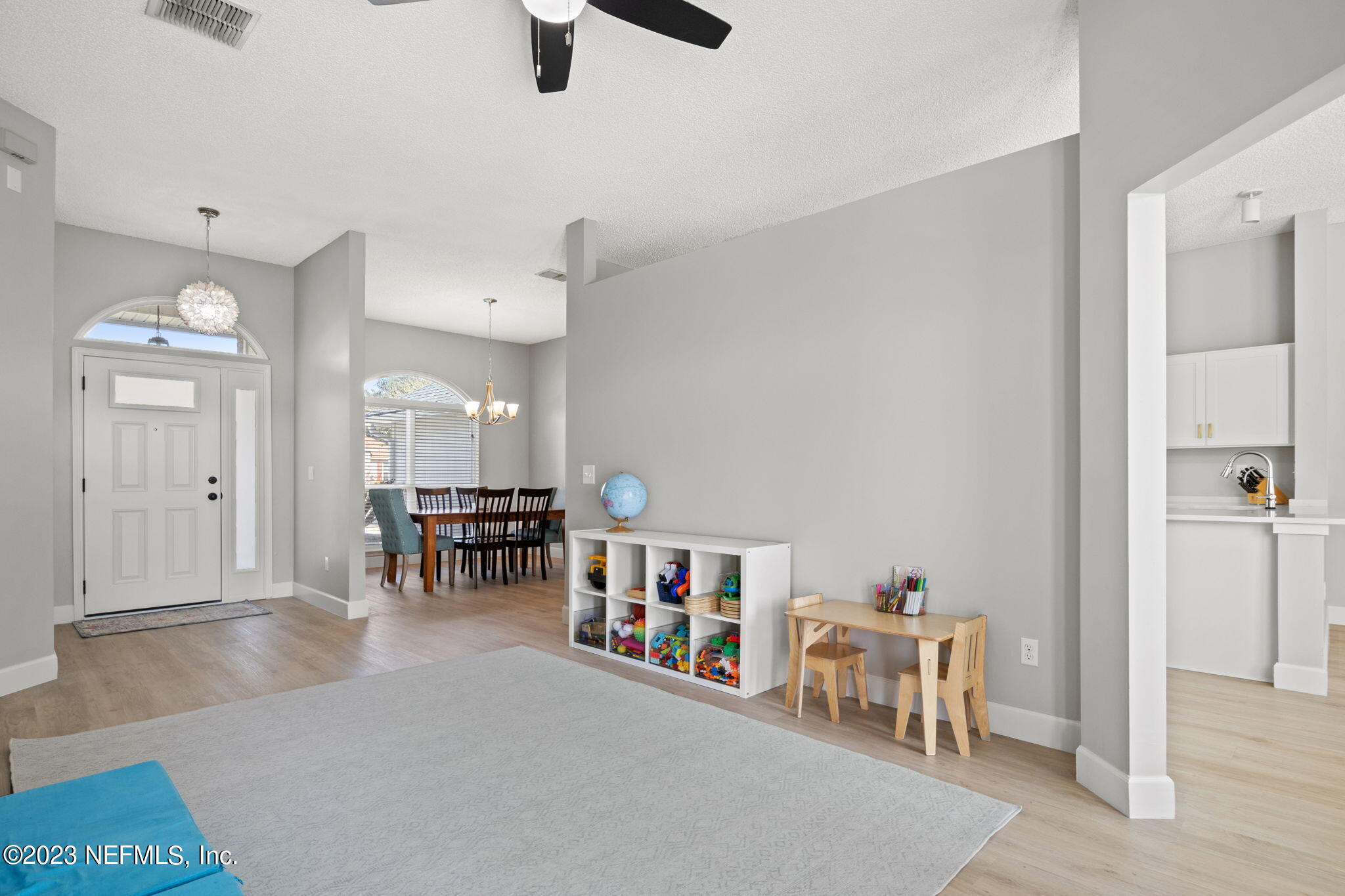 12058 SUNCHASE DR
