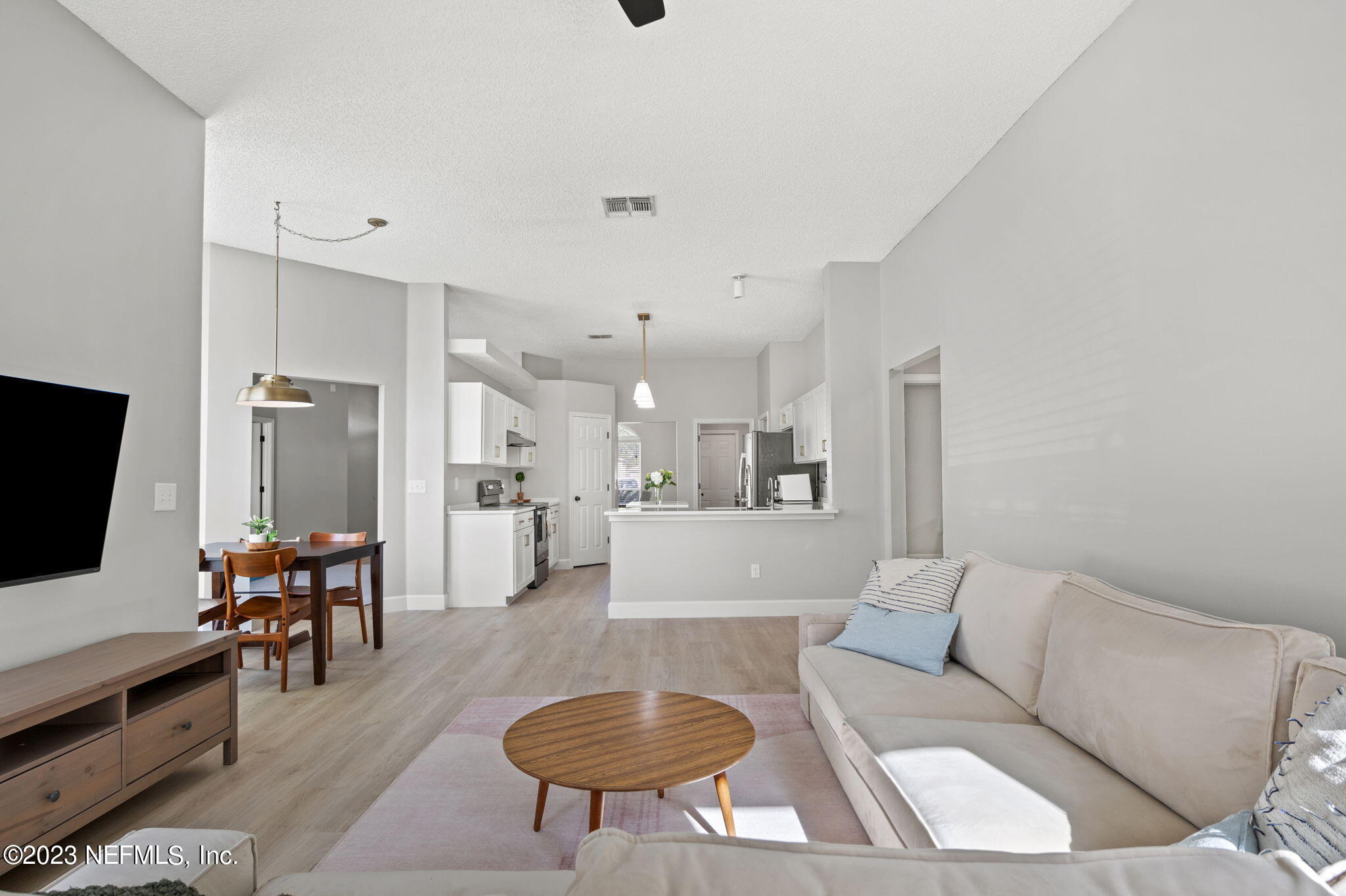 12058 SUNCHASE DR