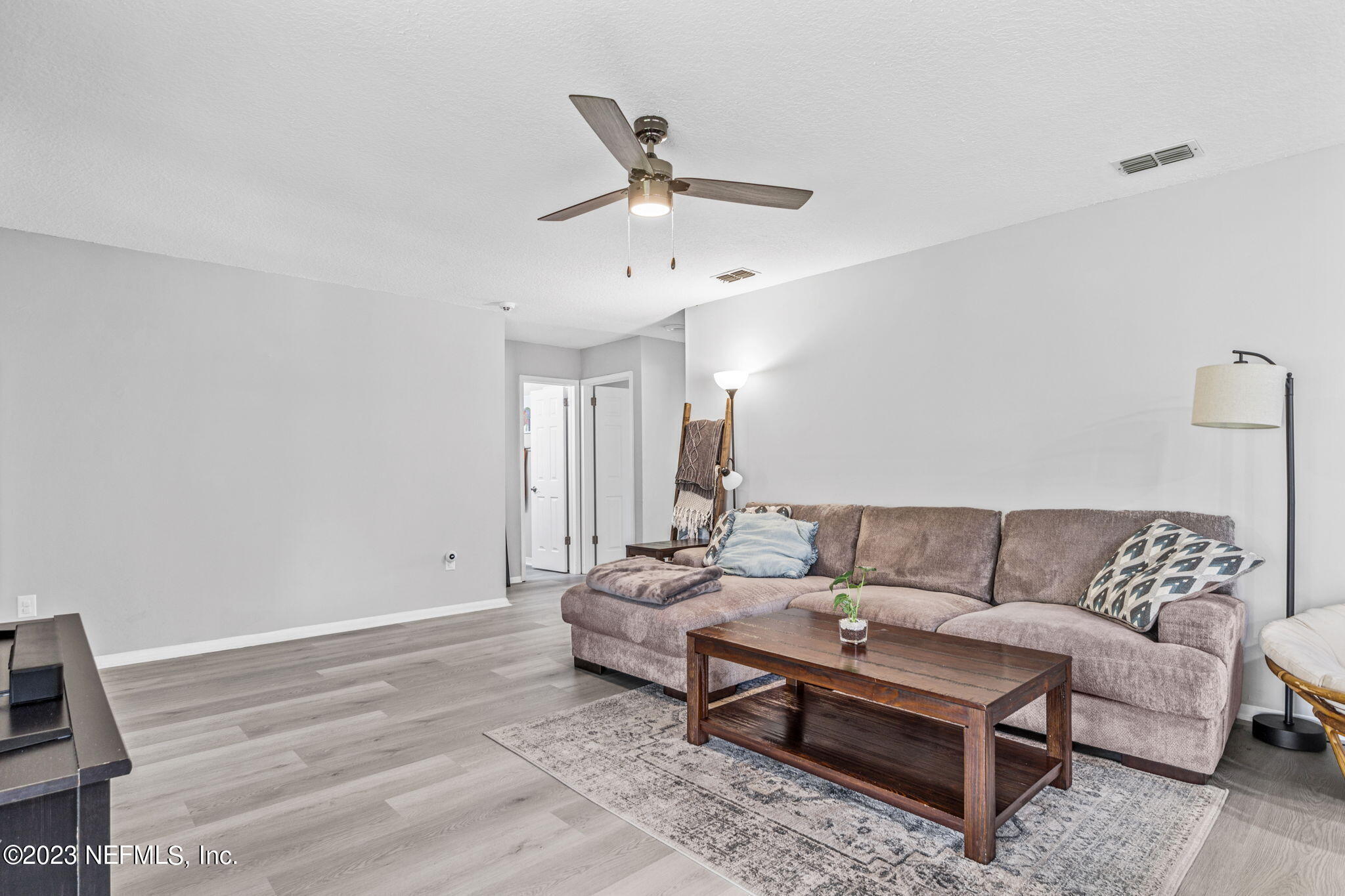 8147 WEYBRIDGE Drive