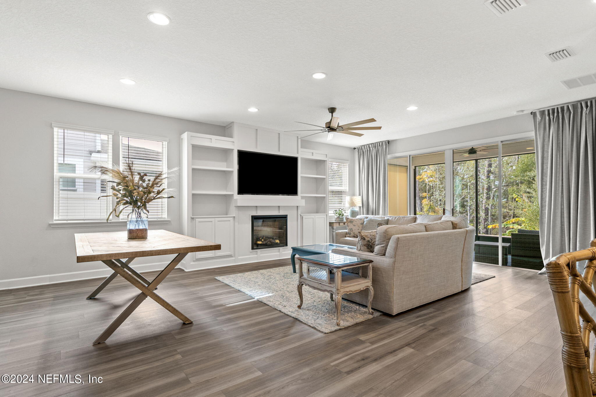 42 WARDS RAVINE Way