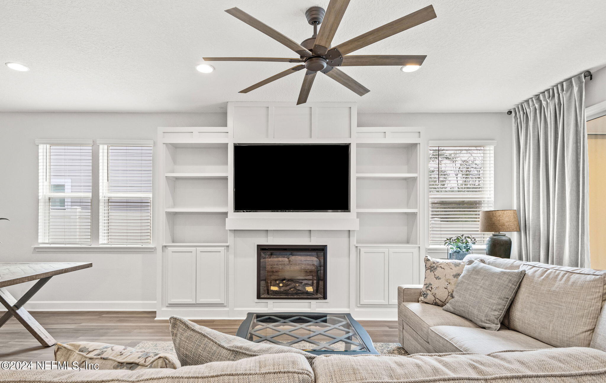 42 WARDS RAVINE Way