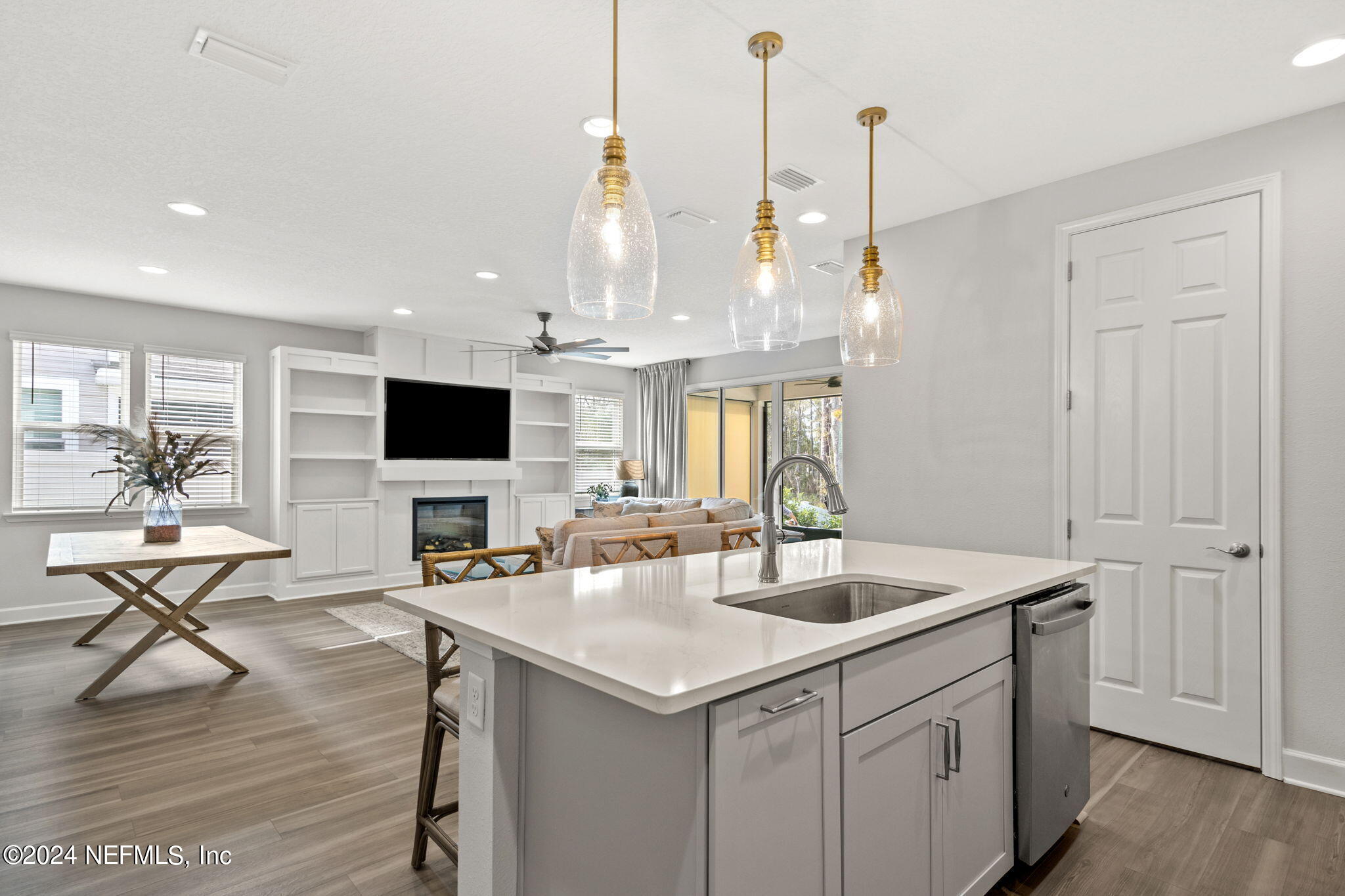 42 WARDS RAVINE Way