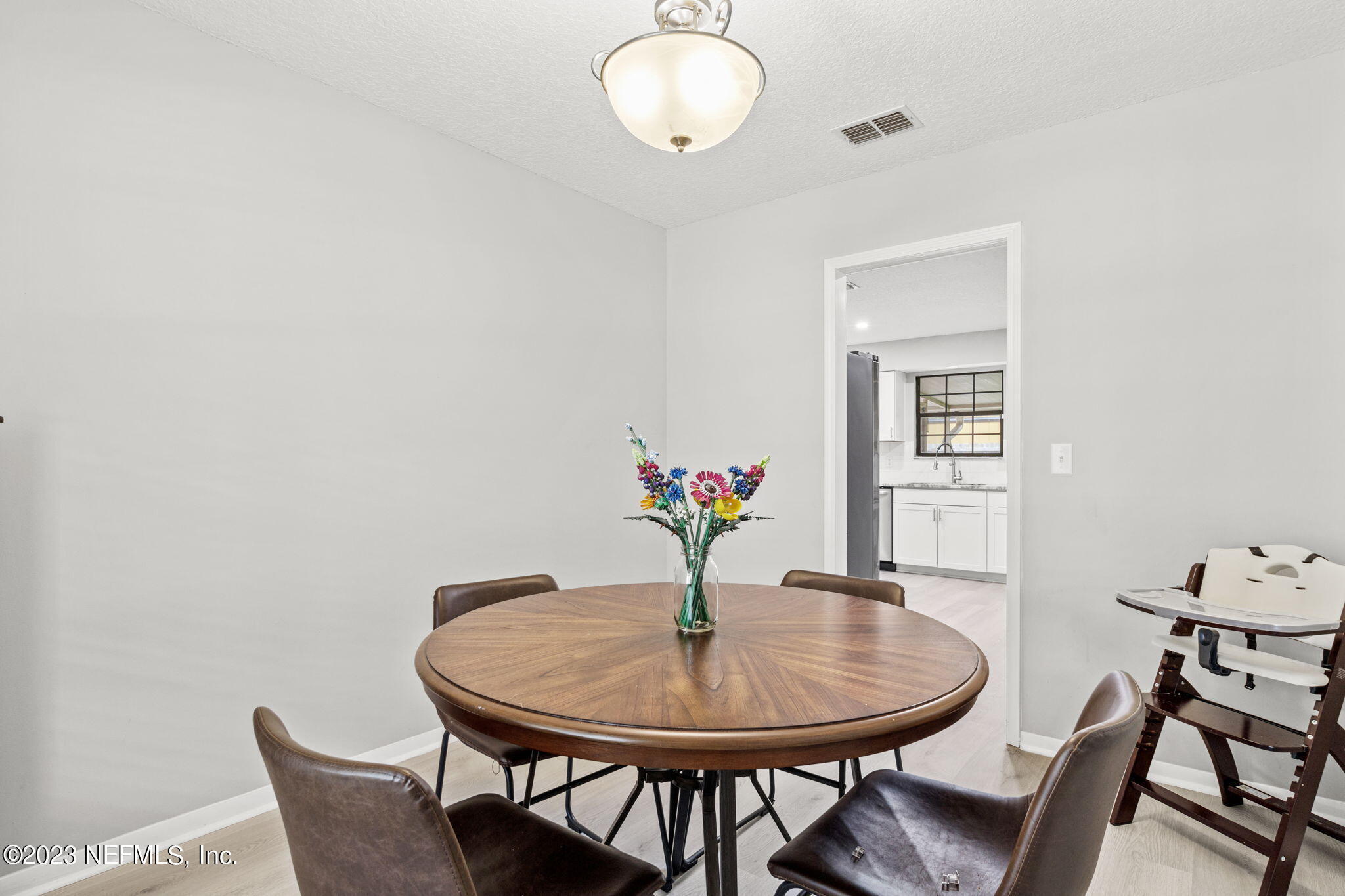 8147 WEYBRIDGE Drive