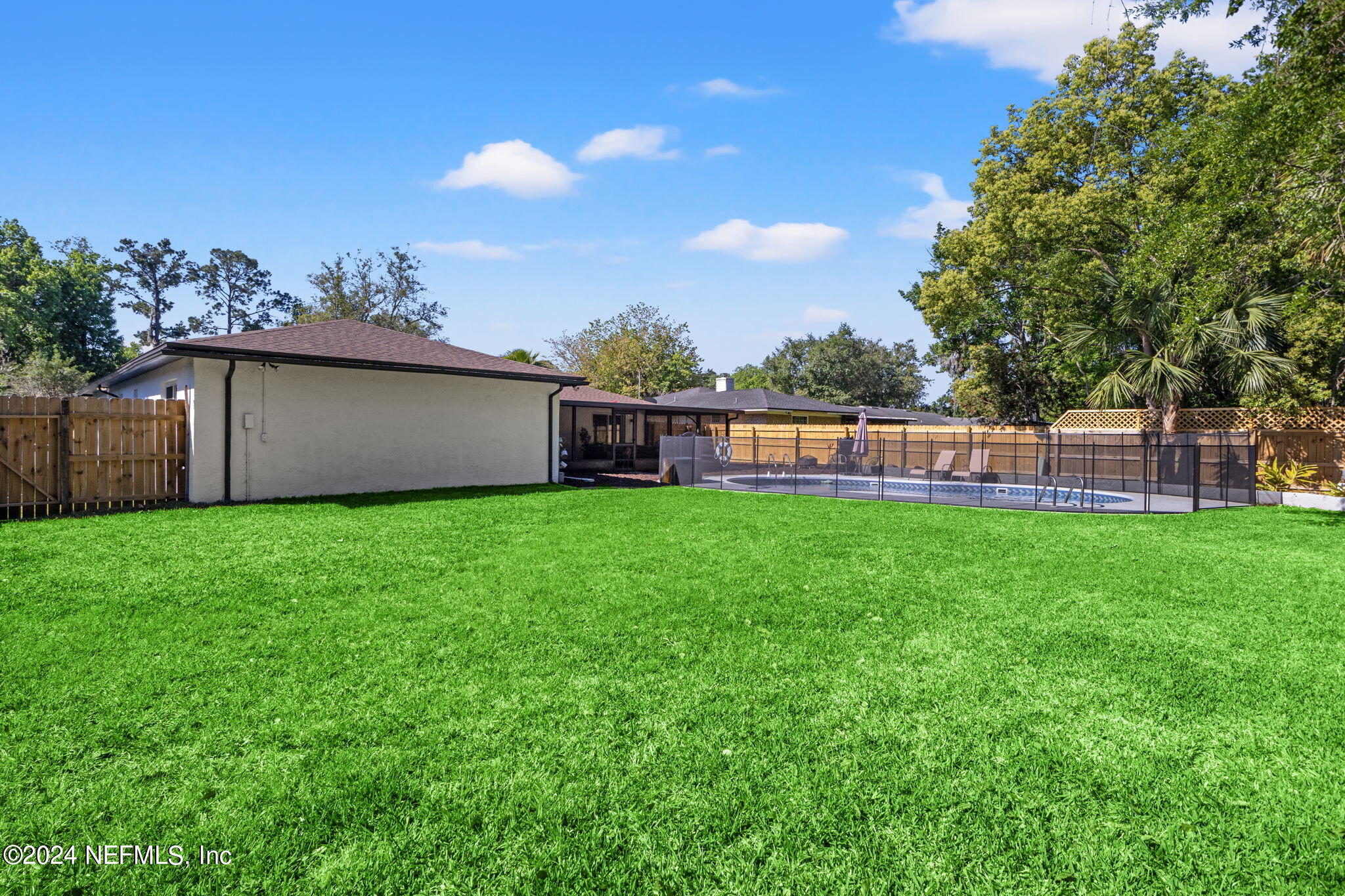 1335 CHABLIS Court