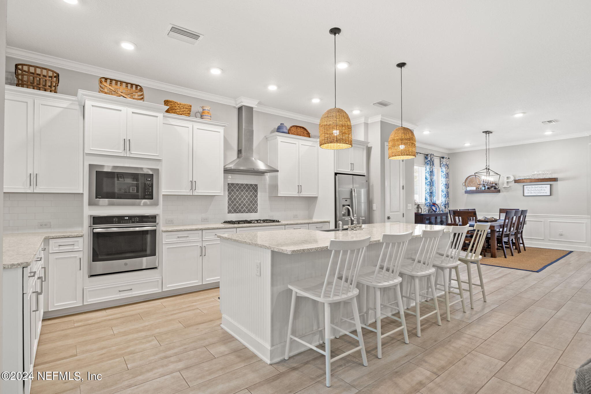 327 PARK FOREST Drive