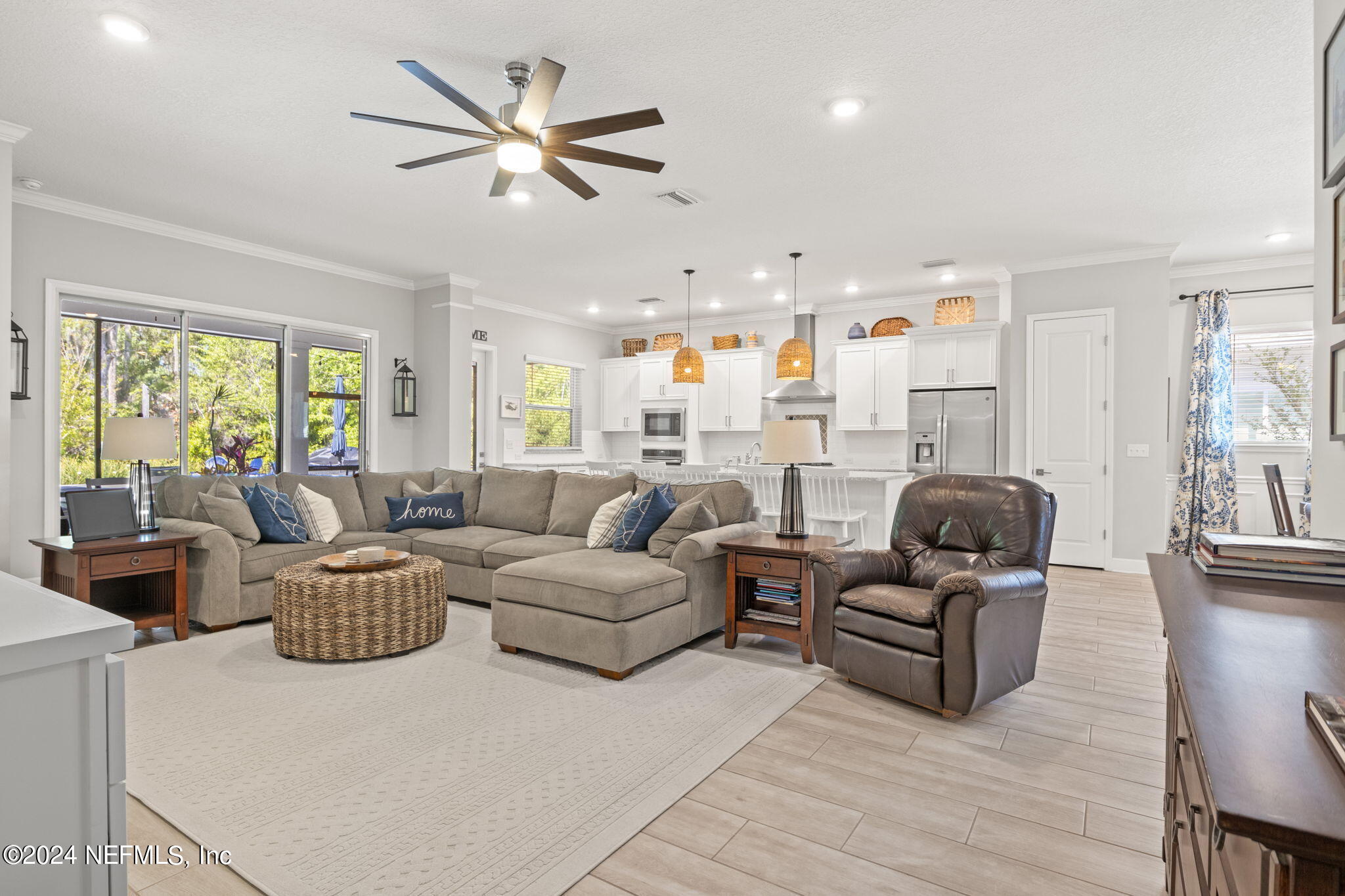 327 PARK FOREST Drive