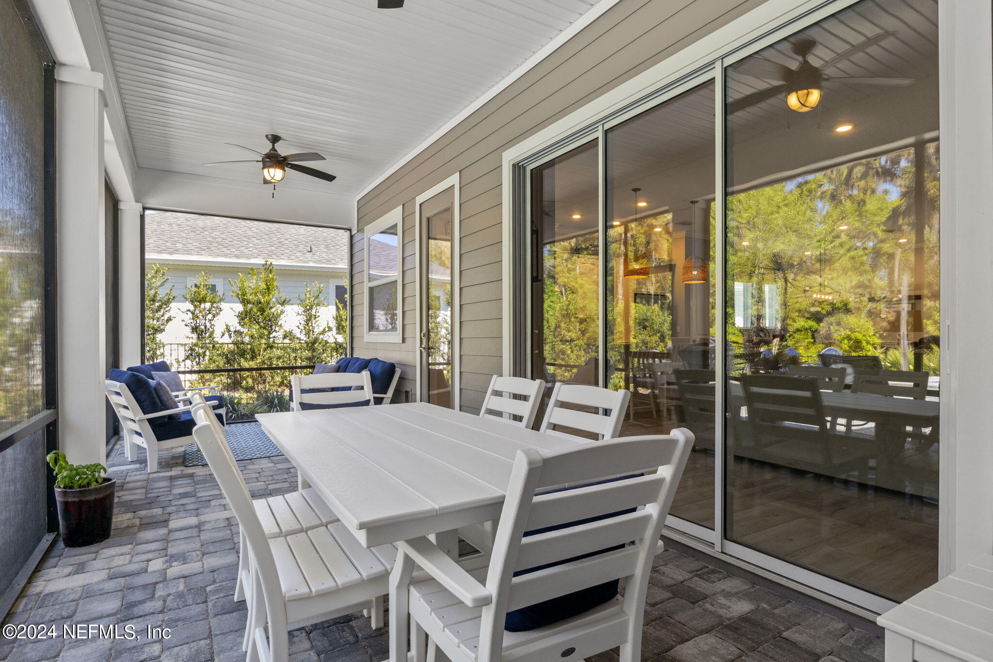 327 PARK FOREST Drive