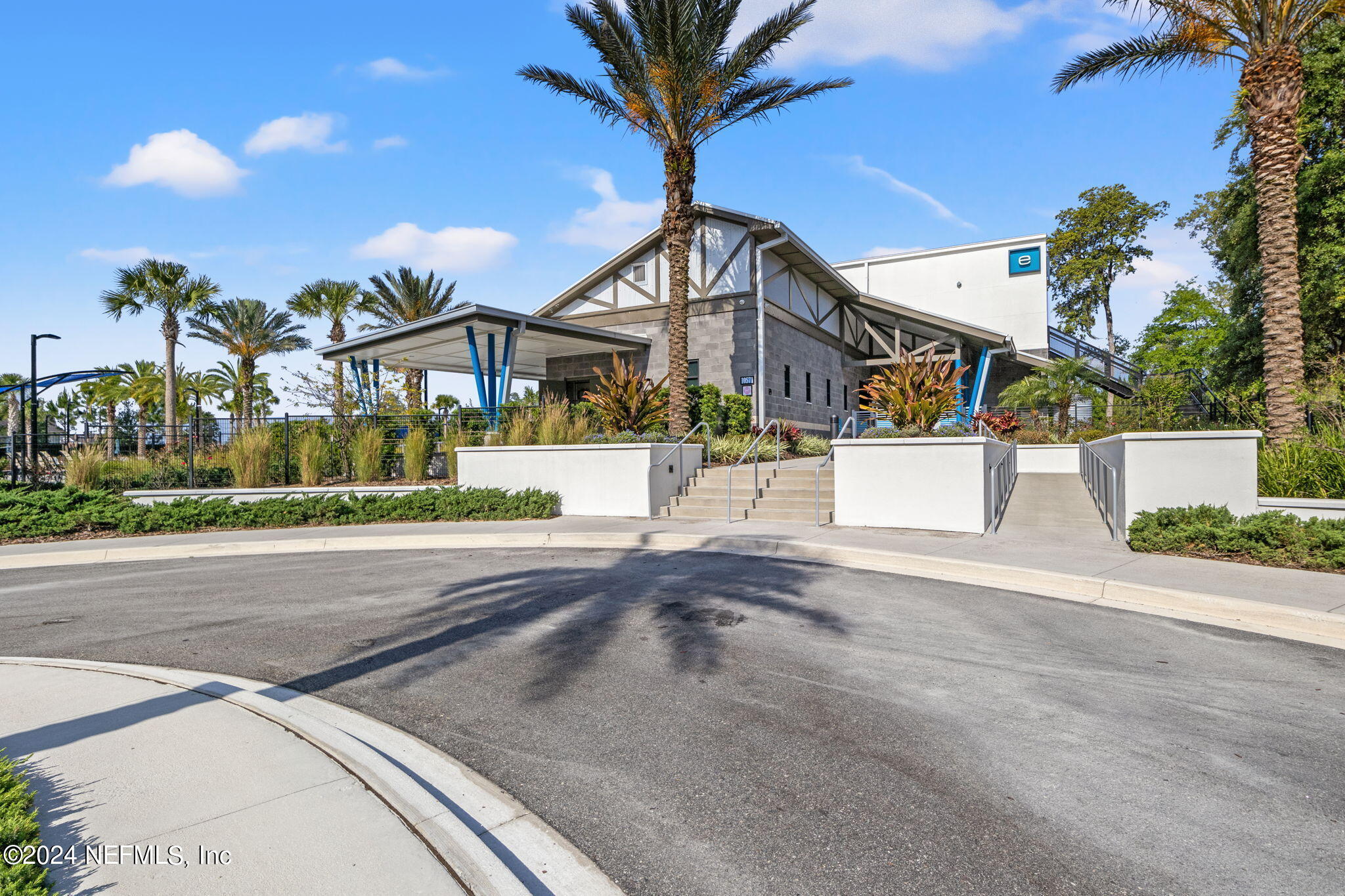 10895 AVENTURA Drive