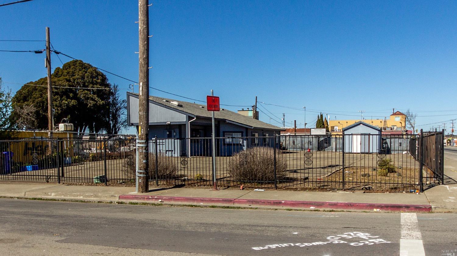1405 Rumrill Boulevard