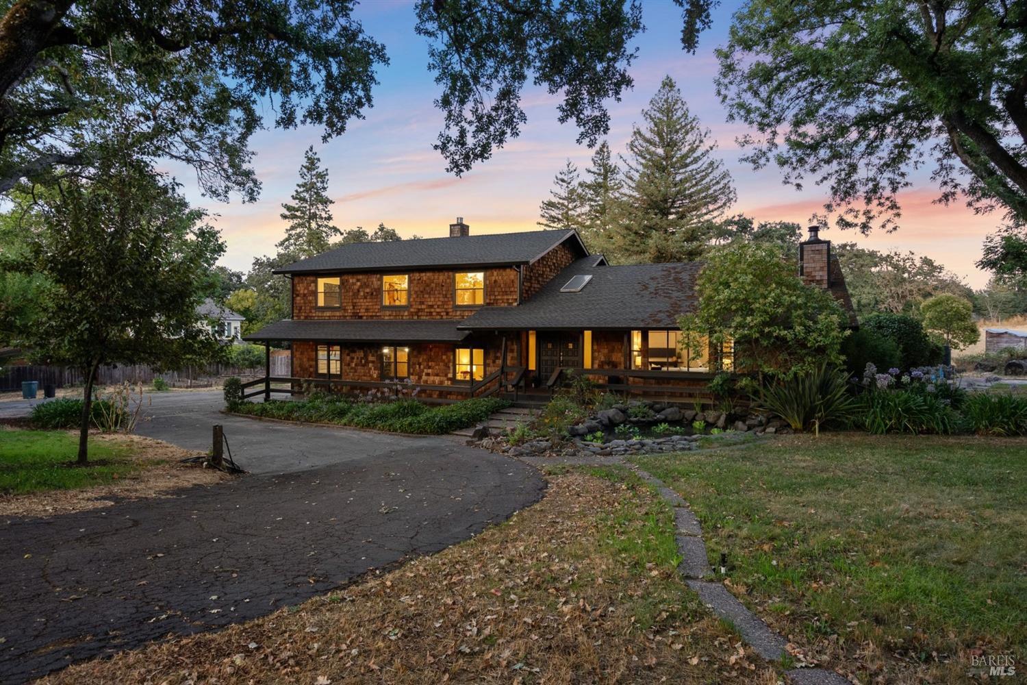 8570 Oak Circle