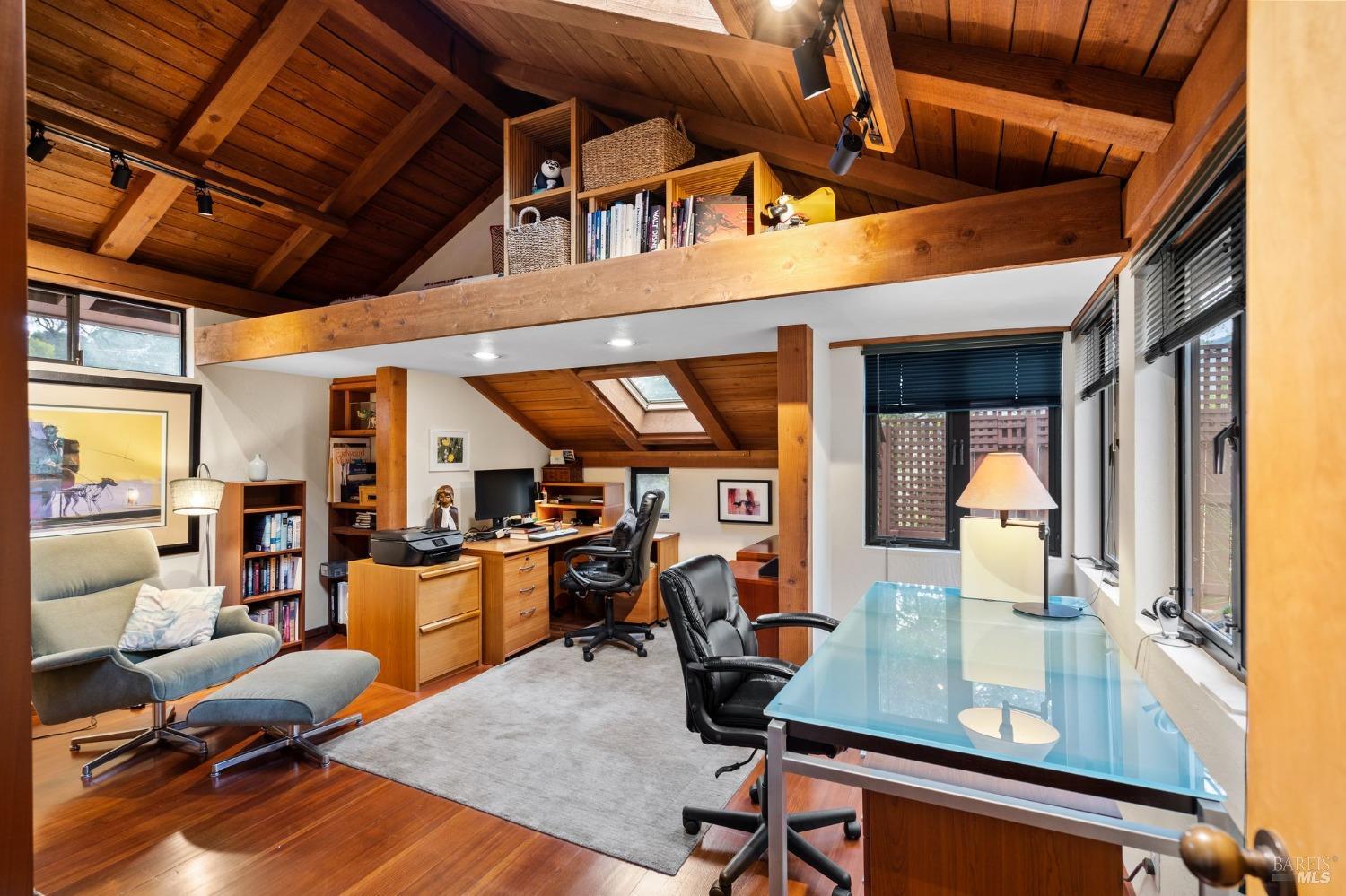 95 Holstein Road