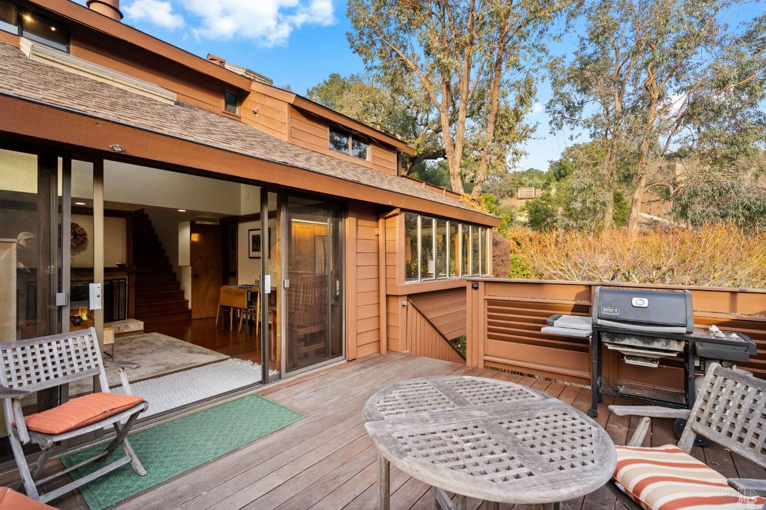 95 Holstein Road
