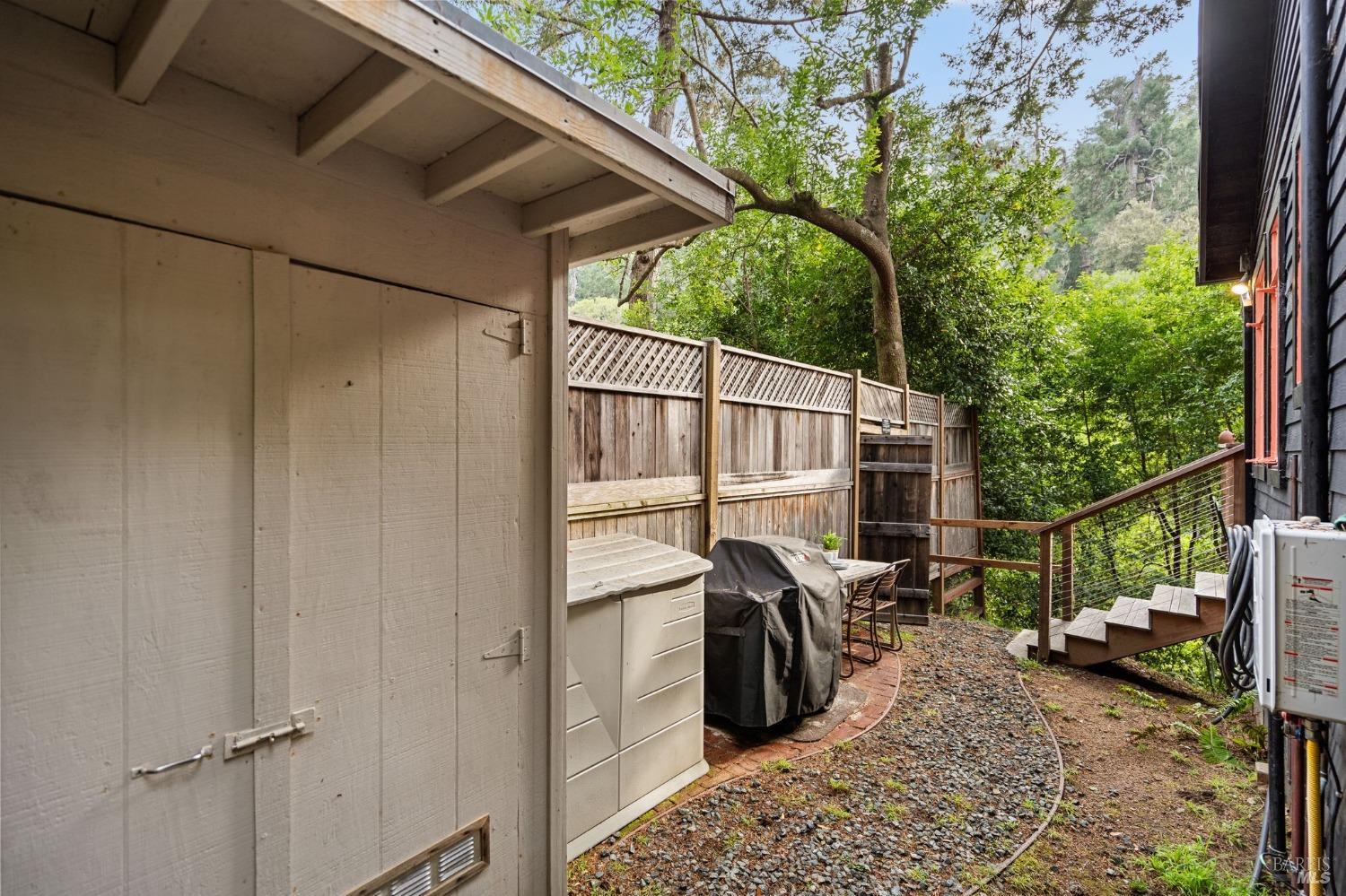 286 Vallejo Avenue