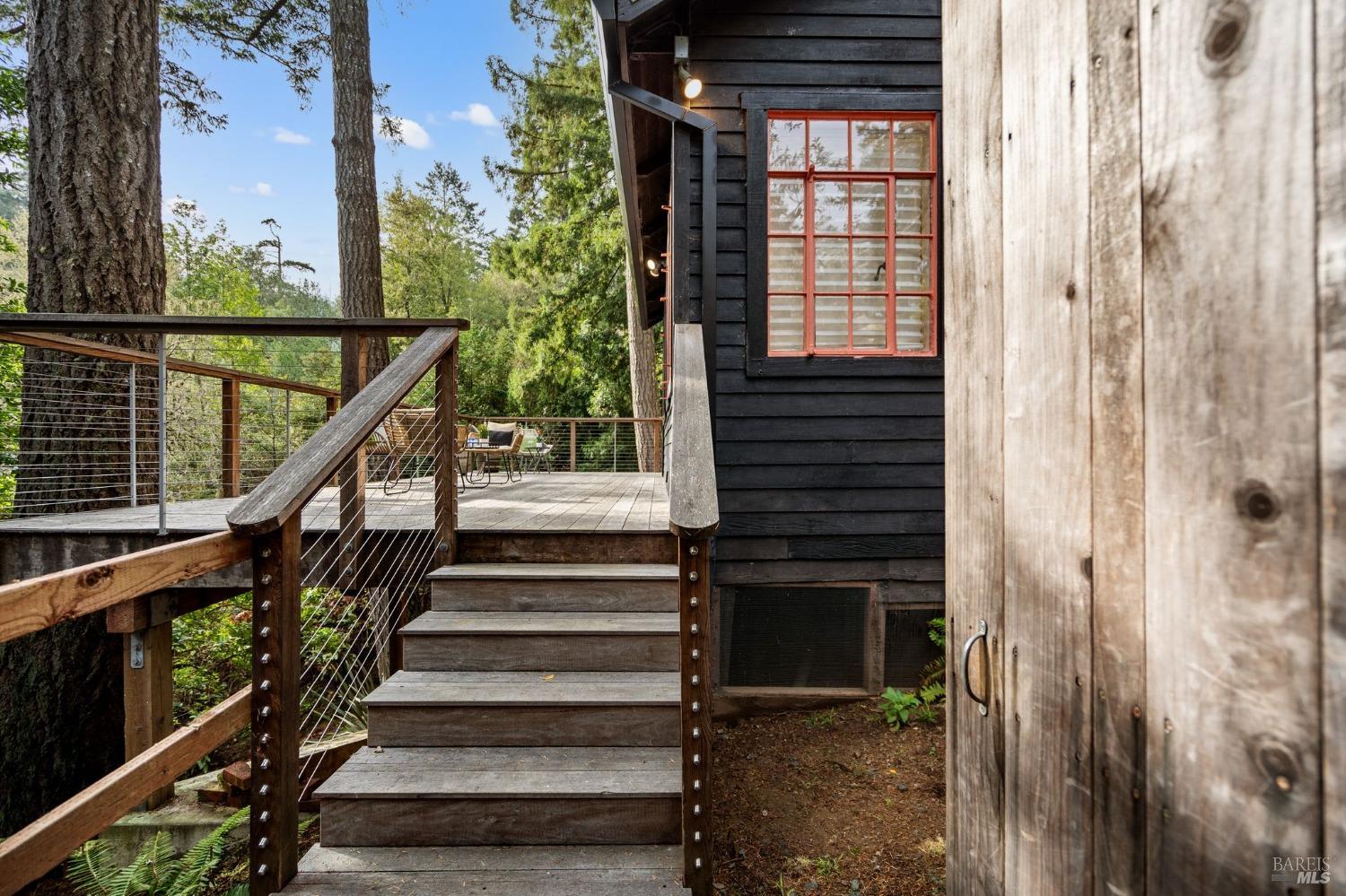 286 Vallejo Avenue