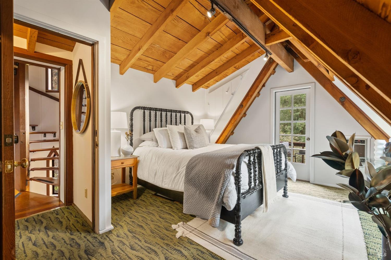 266 Vallejo Avenue