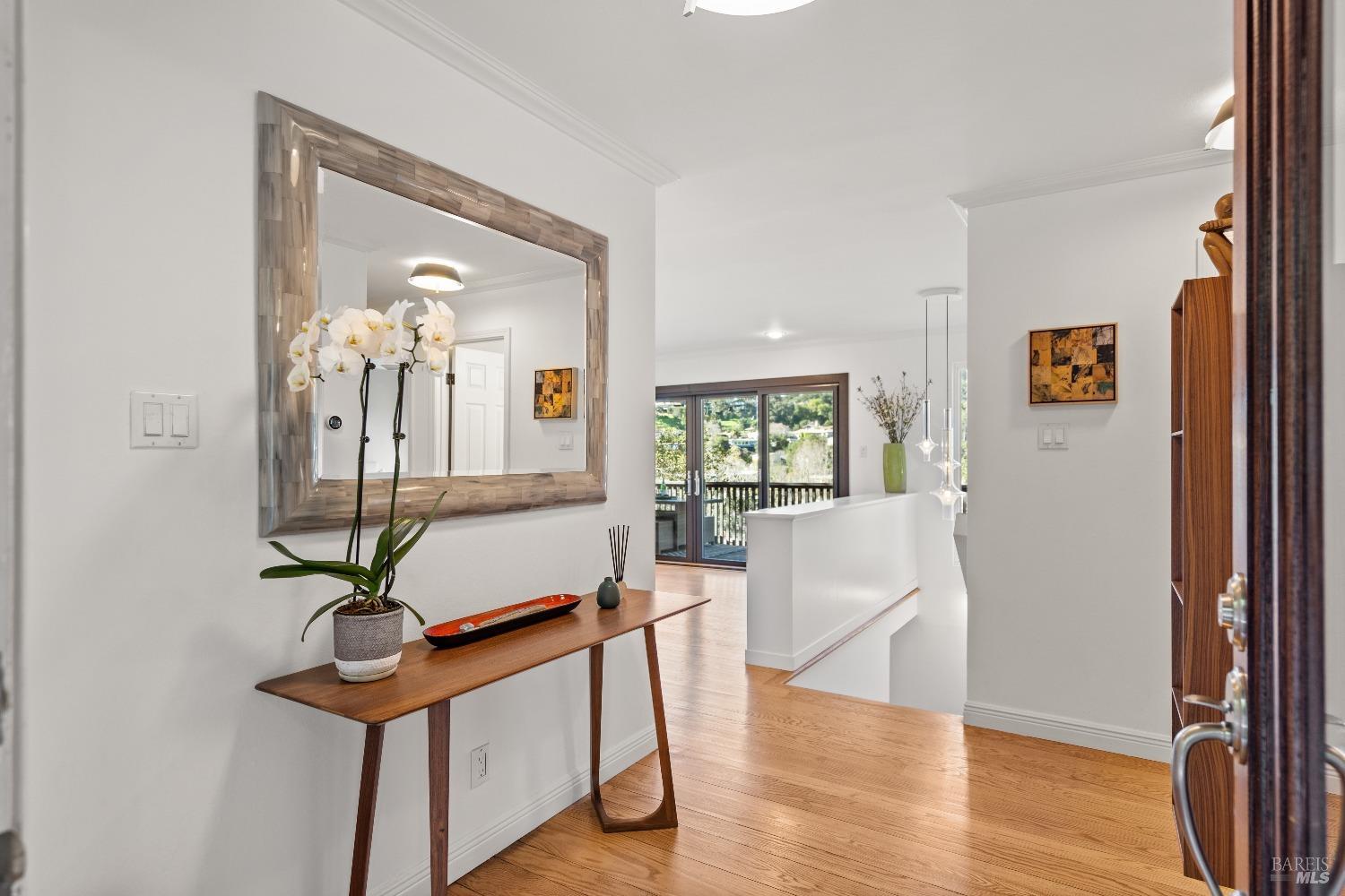 10 Island Dr