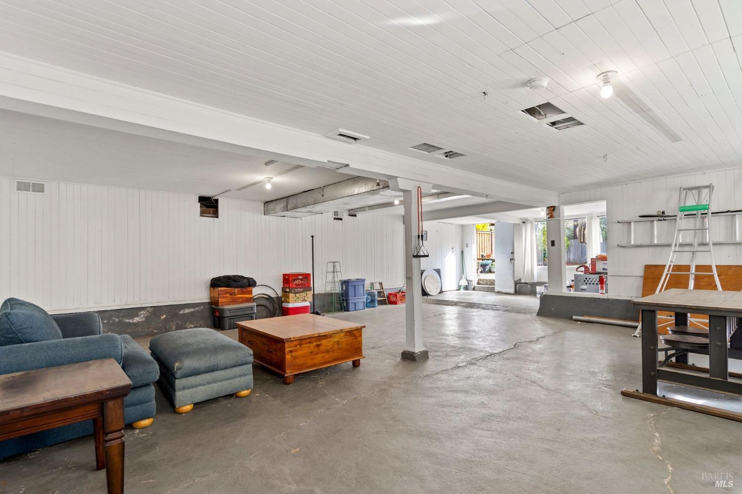 833 San Anselmo Ave