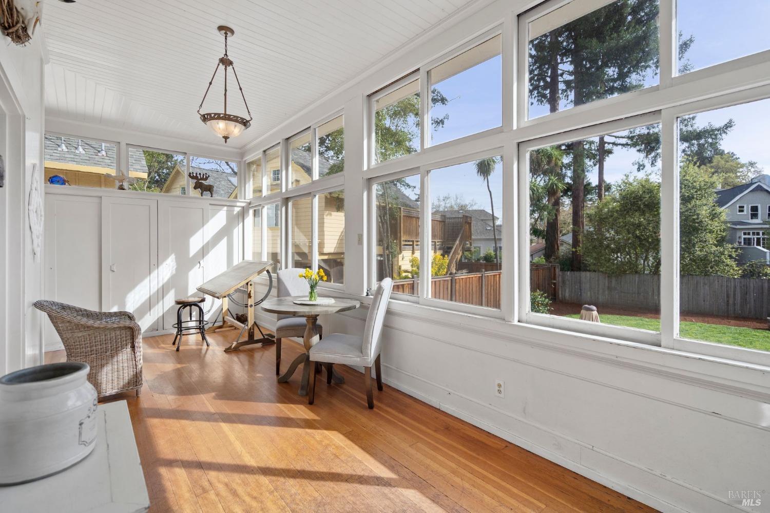 833 San Anselmo Ave