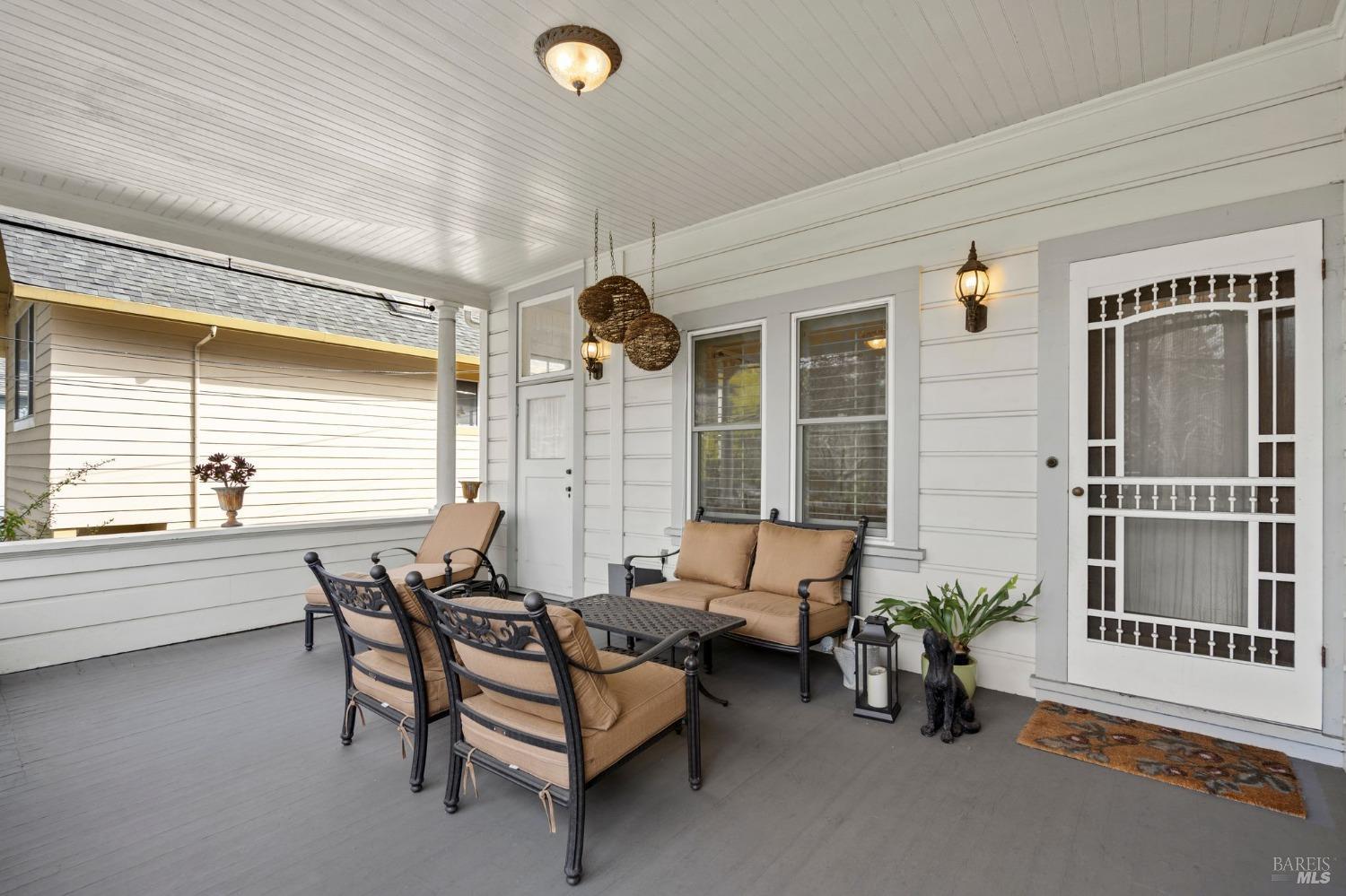 833 San Anselmo Ave