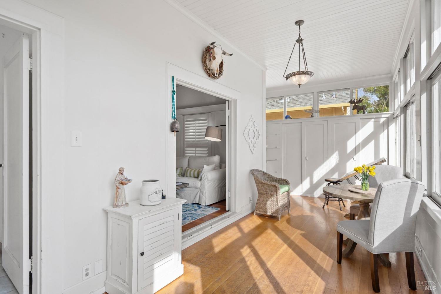 833 San Anselmo Ave