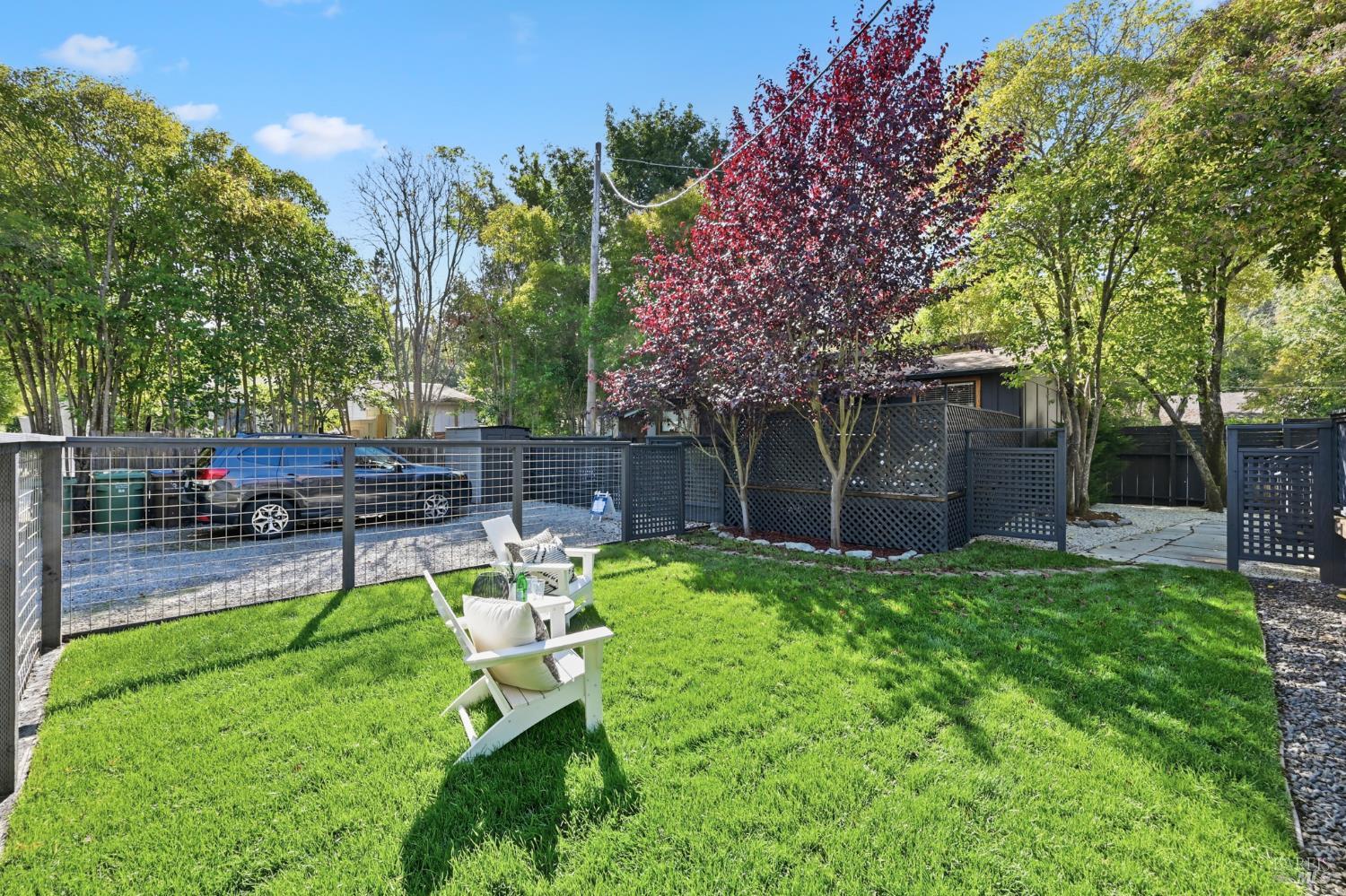 5 Hillside Ave