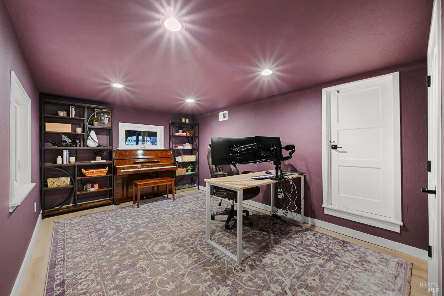 16 Iron Springs Road