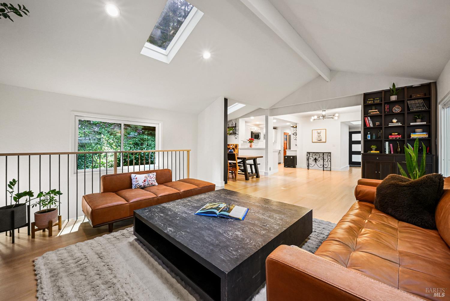 16 Iron Springs Road