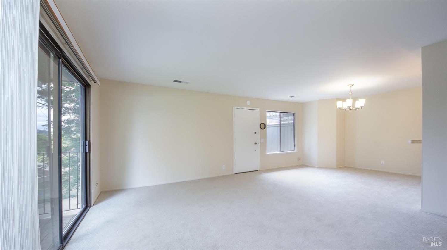 14 Scottsdale Way