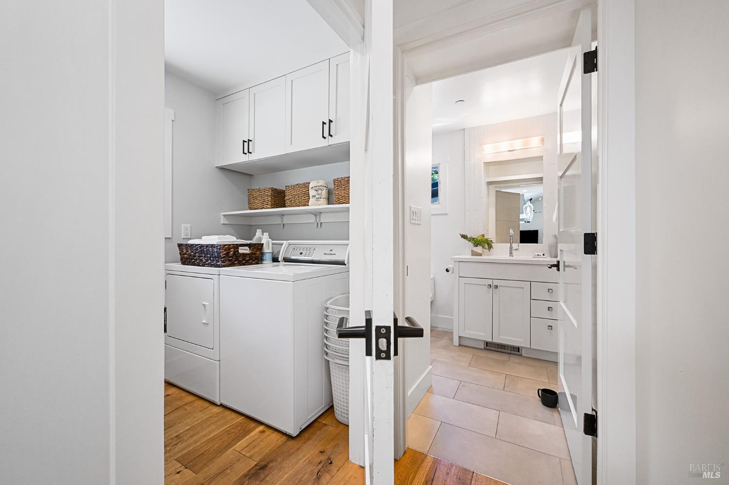 18 Dutch Valley Lane