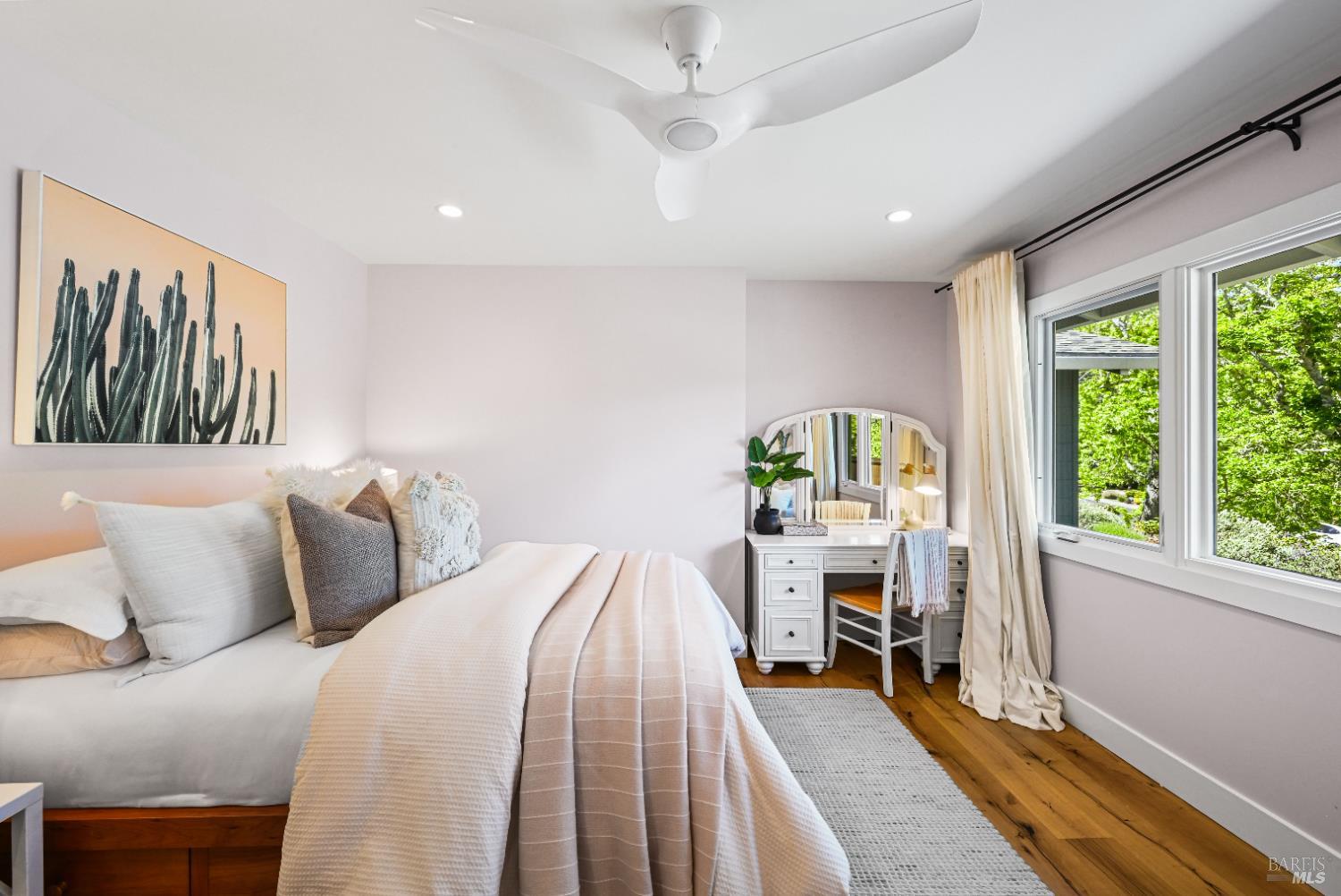 18 Dutch Valley Lane