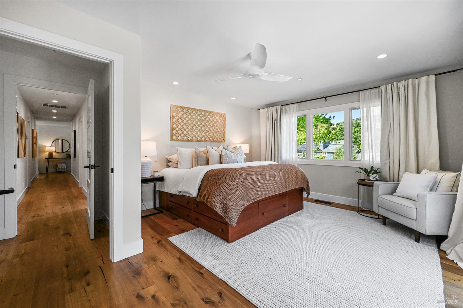 18 Dutch Valley Lane