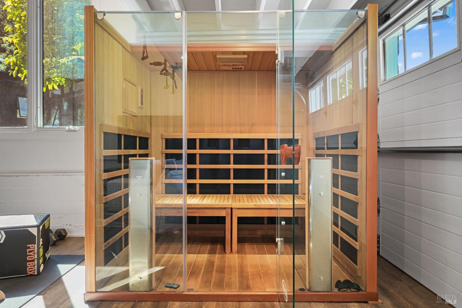 18 Dutch Valley Lane