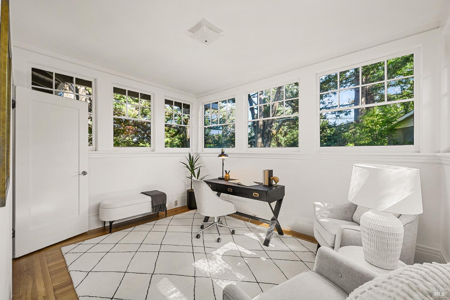 41 Sunnyside Avenue