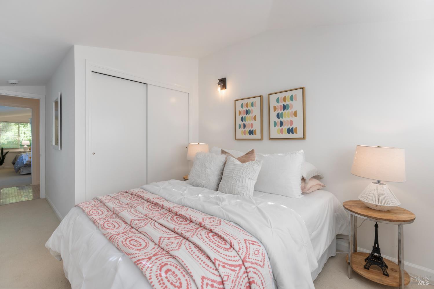 5 Hillside Avenue