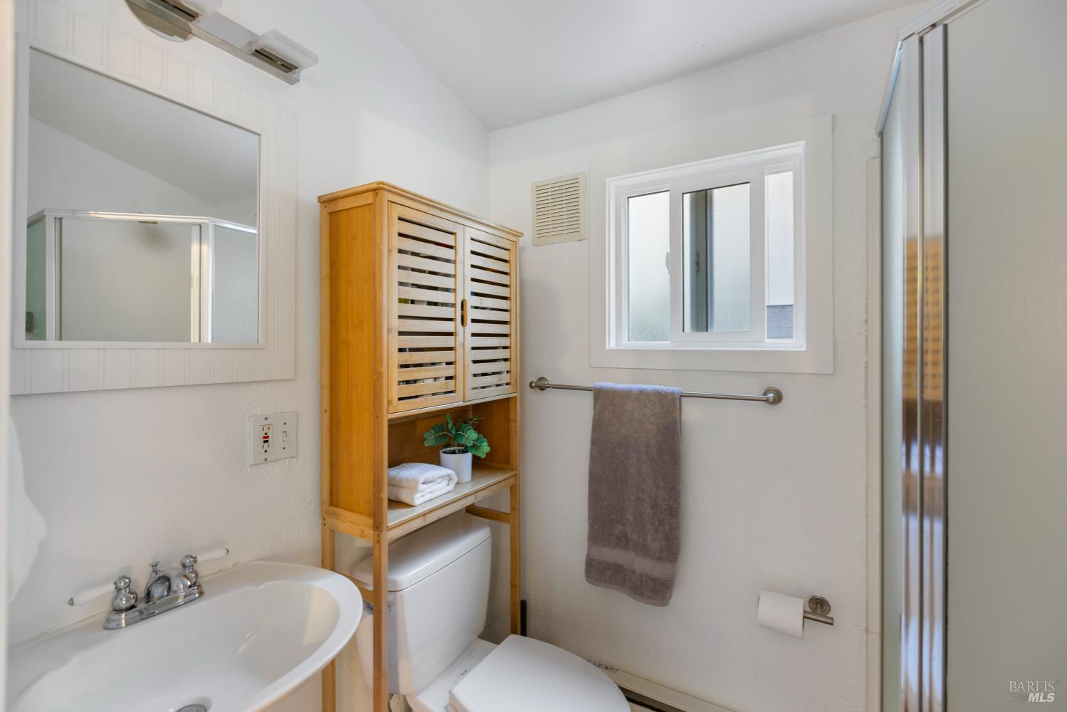 5 Hillside Avenue