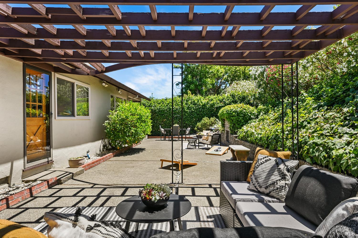 29 Ridgewood Drive