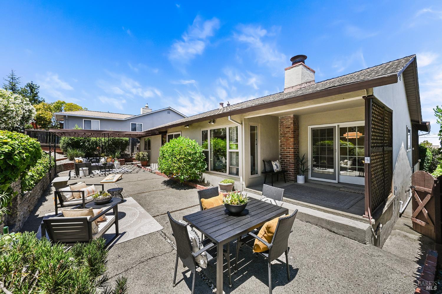 29 Ridgewood Drive