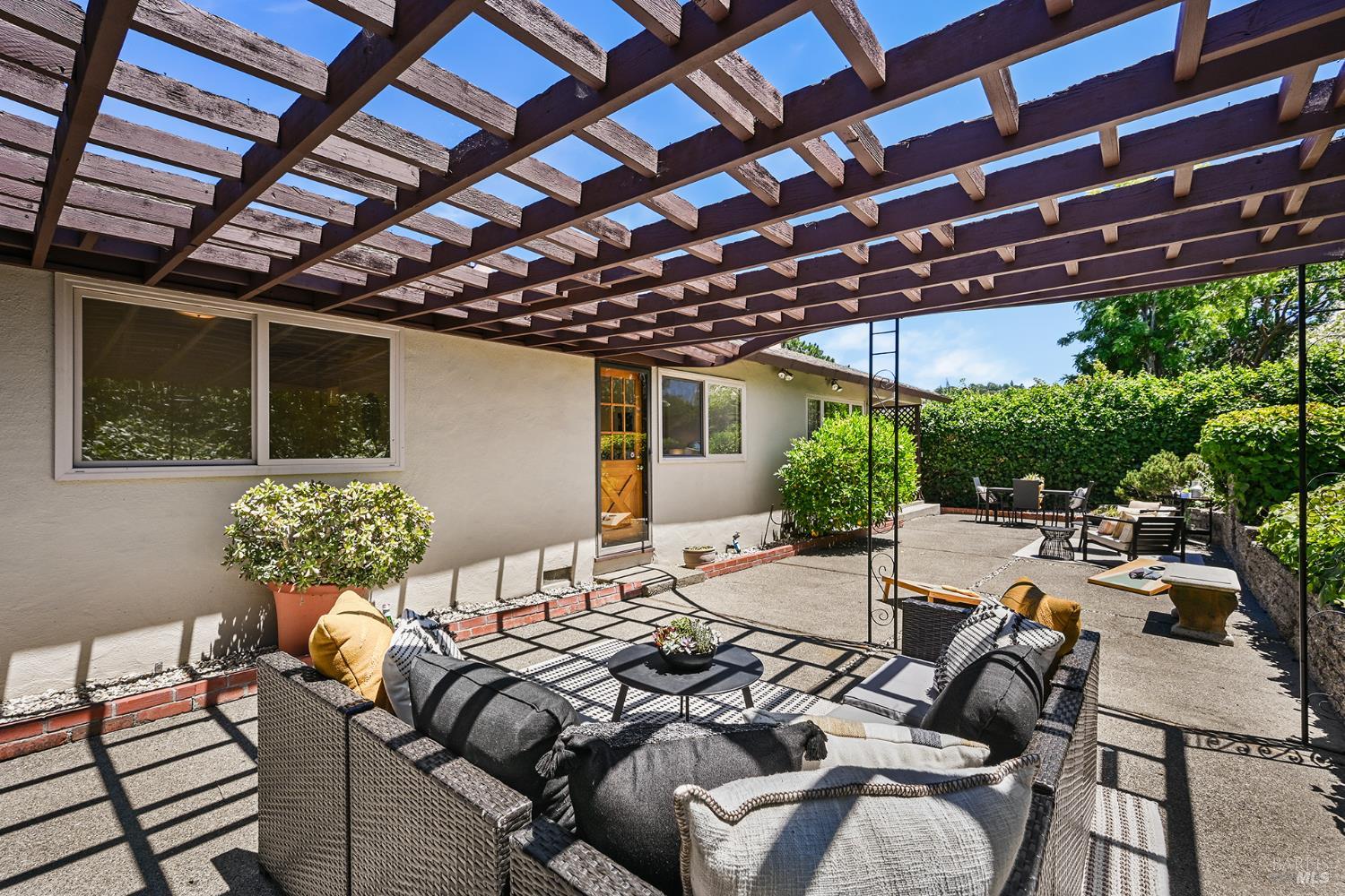 29 Ridgewood Drive