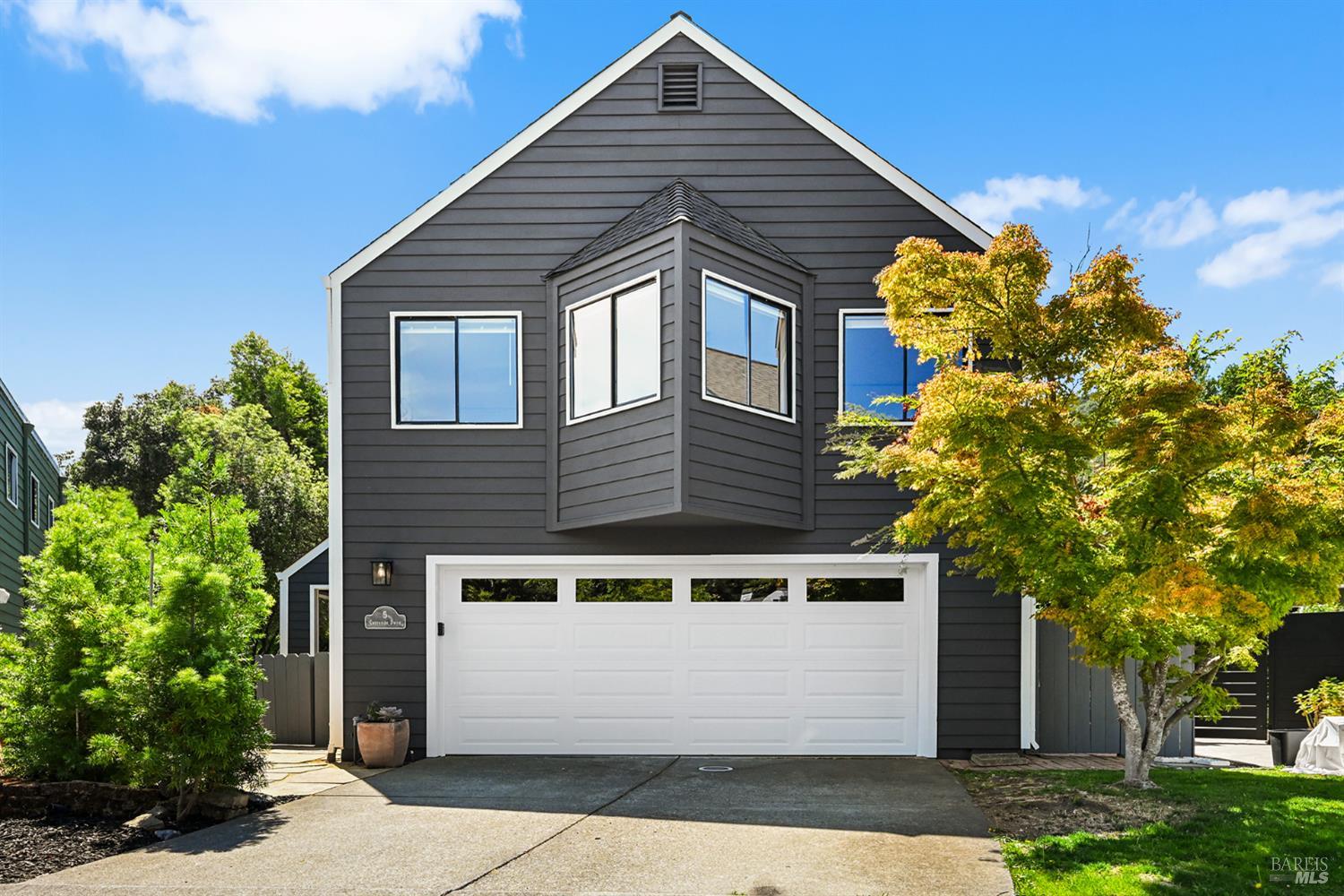 5 Creekside Drive