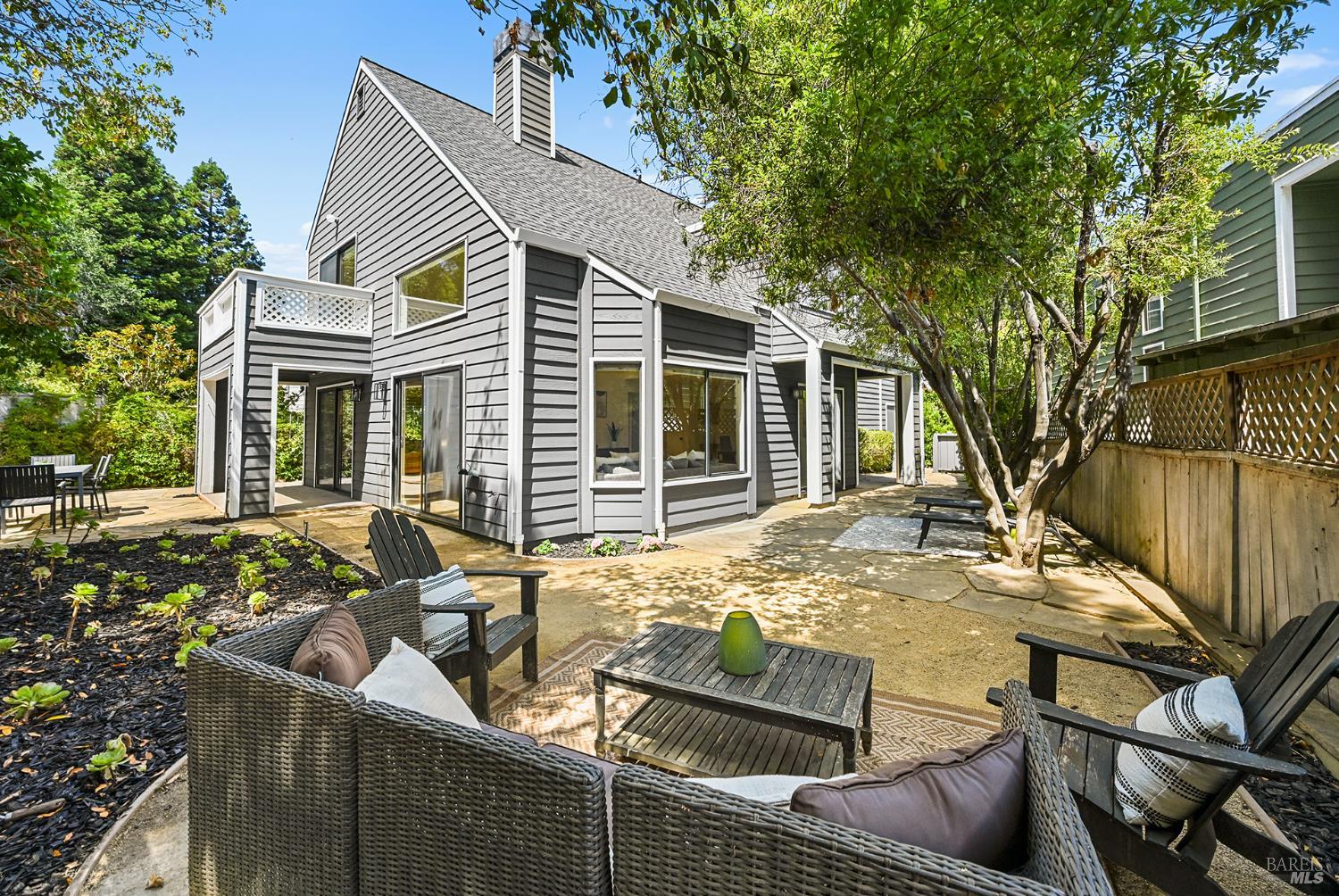 5 Creekside Drive