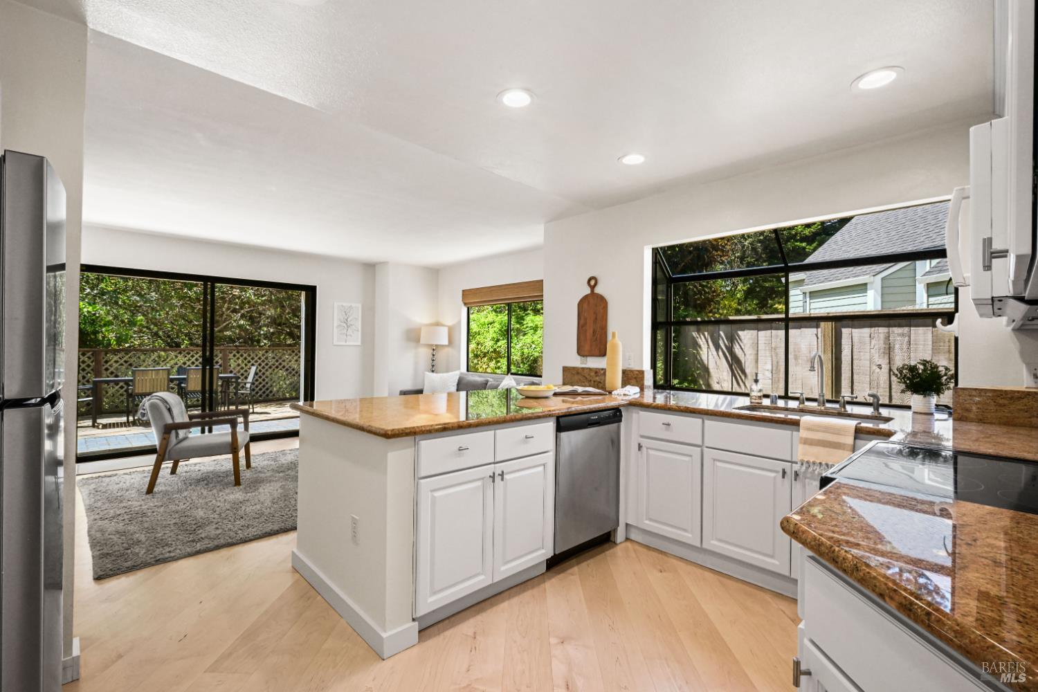 5 Creekside Drive