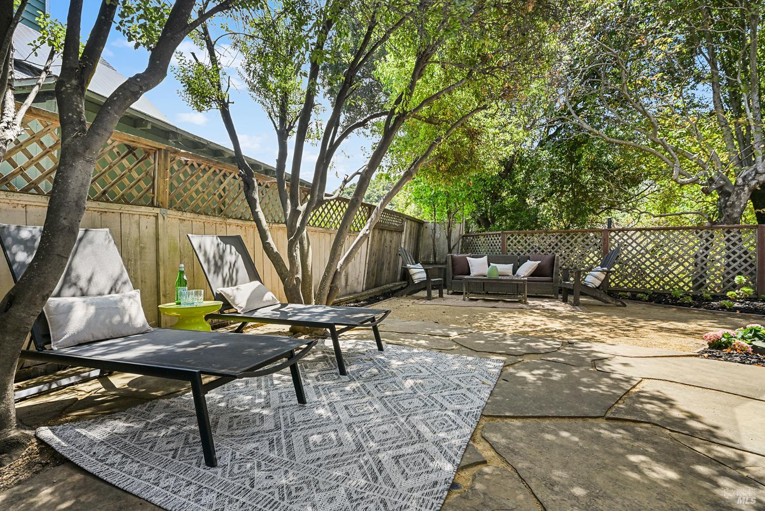 5 Creekside Drive