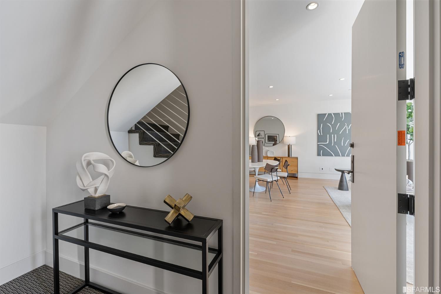 1250 Leavenworth Street Unit: 1